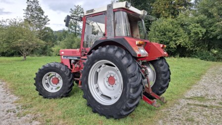 Traktor CASE IH 745/956 AXL